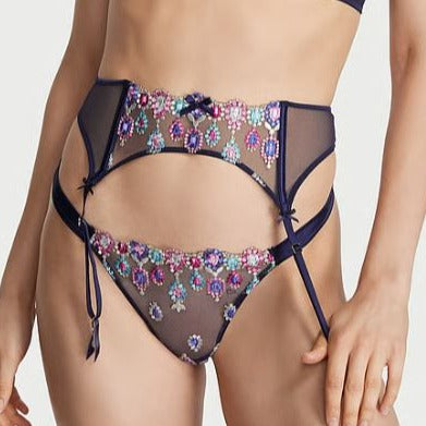 Set Bejeweled Embroidery Bra y liguero